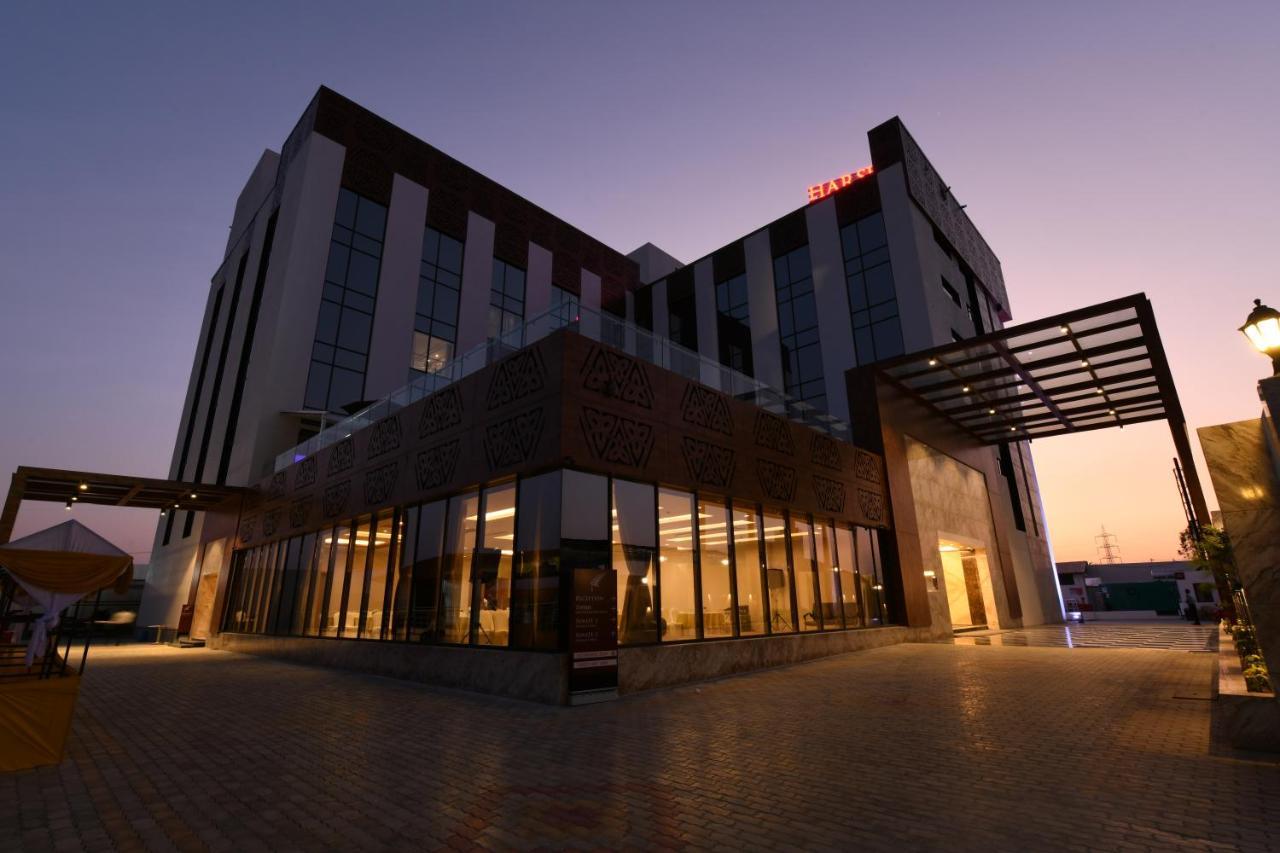 Harsha The Fern Shivamogga Hotell Exteriör bild