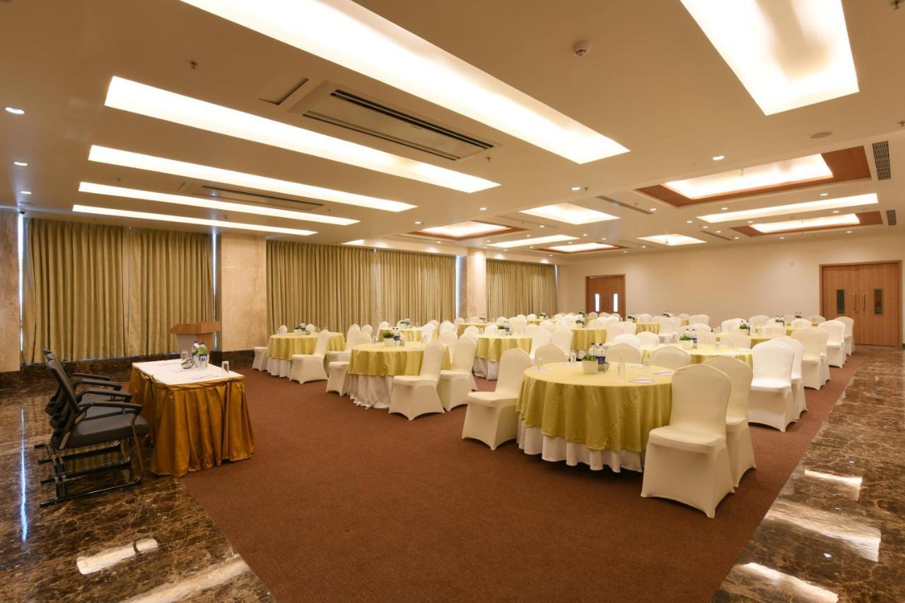 Harsha The Fern Shivamogga Hotell Exteriör bild